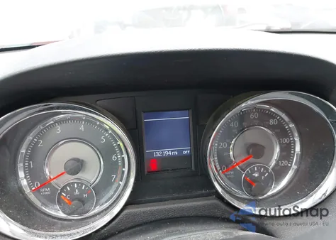 2011 Chrysler Town & Country Touring z USA, uszkodzony, nr VIN 2A4RR5DG2BR797808